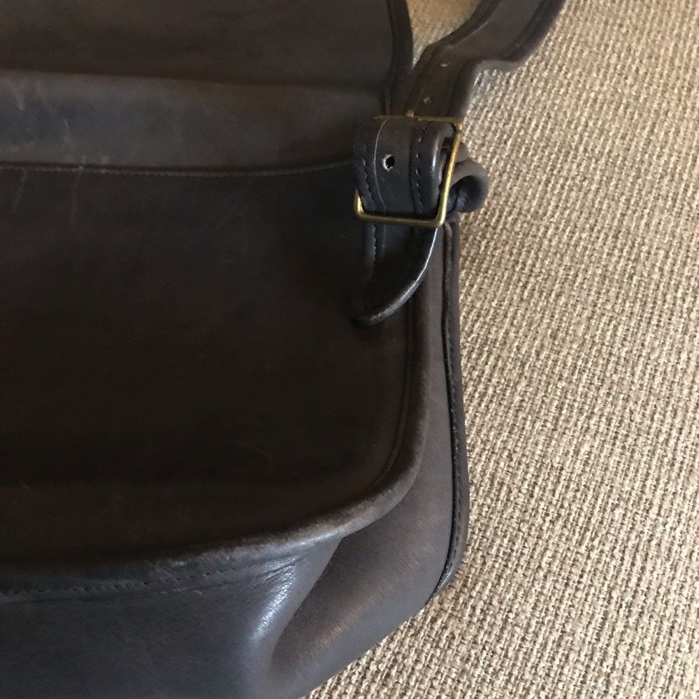 RARE Vintage NYC Coach Saddle Bag - Picture 7 of 15
